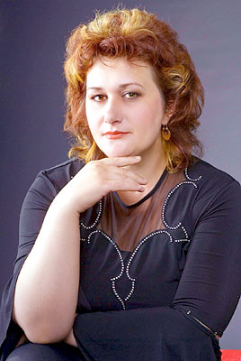 Kind woman Elena from Poltava (Ukraine), 58 yo, hair color chestnut