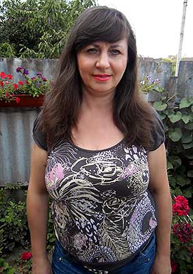 Active woman Antonina from Poltava (Ukraine), 60 yo, hair color dark brown