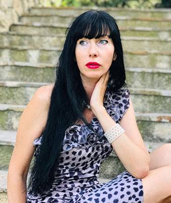 Romantic woman Nataliya from Poltava (Ukraine), 46 yo, hair color black
