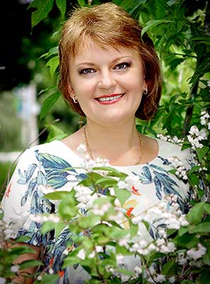 Honest bride Lesya from Poltava (Ukraine), 46 yo, hair color brown