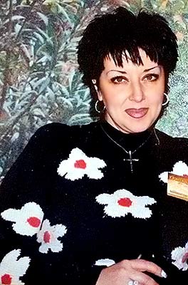 Calm lady Elena from Poltava (Ukraine), 47 yo, hair color black