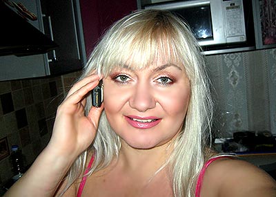 Enigmatic woman Viktoriya from Poltava (Ukraine), 54 yo, hair color blonde