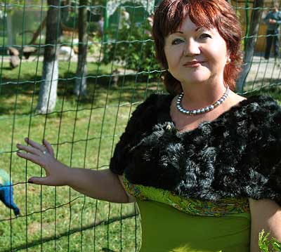Manysided bride Raisa from Mirgorod (Ukraine), 68 yo, hair color chestnut