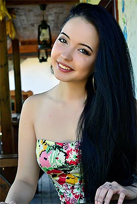 Positive girl Angelina from Poltava (Ukraine), 29 yo, hair color black