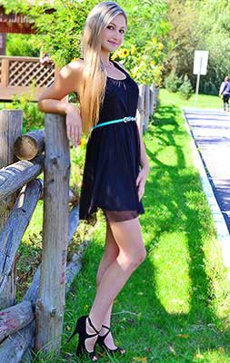 Nature lady Tat'yana from Poltava (Ukraine), 30 yo, hair color blonde