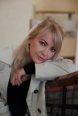 Ambitious woman Irina from Poltava (Ukraine), 33 yo, hair color light brown