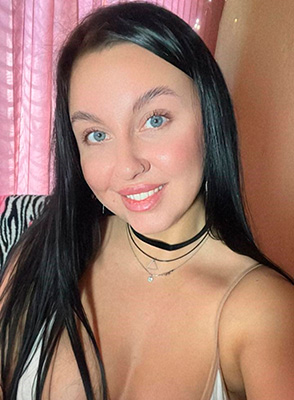 Good woman Marina from Kharkov (Ukraine), 28 yo, hair color black