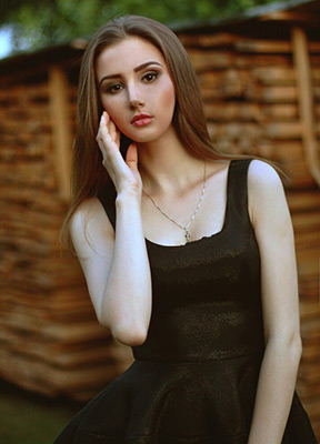 Active lady Nadejda from Rovno (Ukraine), 28 yo, hair color brown