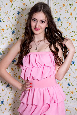 Sincerely girl Sofiya from Krasnodar (Russia), 24 yo, hair color chestnut