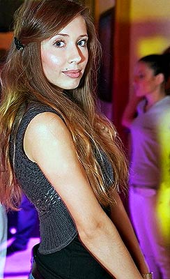 Eventempered girl Anna from Simferopol (Russia), 33 yo, hair color brown