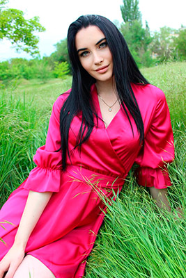 Positive woman Ekaterina from Simferopol (Russia), 29 yo, hair color black