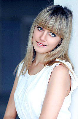 Open lady Ekaterina from Sumy (Ukraine), 35 yo, hair color blonde