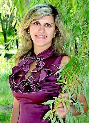 Communicative lady Sofiya from Sumy (Ukraine), 43 yo, hair color dark brown