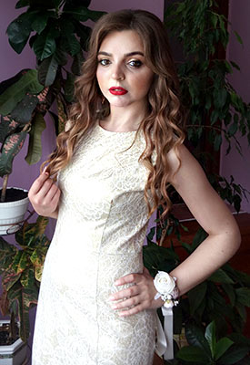 Joyful bride Mariya from Ternopol (Ukraine), 30 yo, hair color chestnut