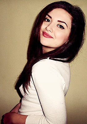 Modern bride Mariya from Ternopol (Ukraine), 29 yo, hair color brunette