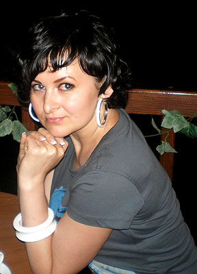 Calm bride Lina from Vinnitsa (Ukraine), 48 yo, hair color brunette