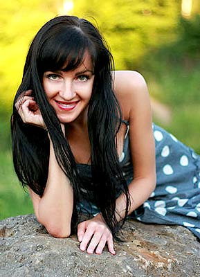 Sociable woman Elena from Vinnitsa (Ukraine), 40 yo, hair color brunette