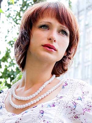 Intelligent bride Yuliya from Vinnitsa (Ukraine), 37 yo, hair color brunette