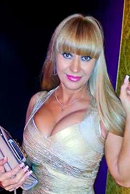 Calm woman Natal'ya from Vinnitsa (Ukraine), 52 yo, hair color blonde