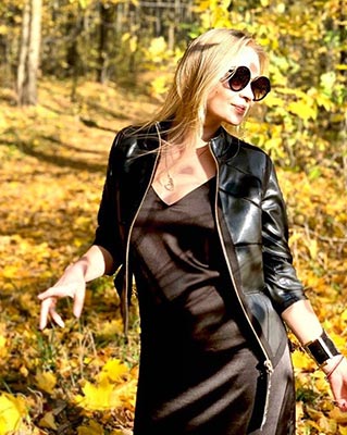 Romantic lady Yuliya from Vinnitsa (Ukraine), 44 yo, hair color blonde