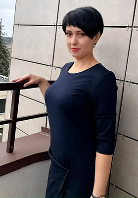 Kind bride Nelya from Vinnitsa (Ukraine), 49 yo, hair color brunette