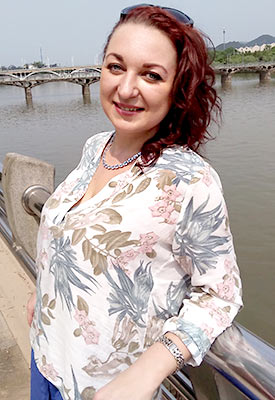 Ambitious woman Aleksandra from Yiwu (China), 41 yo, hair color brown-haired