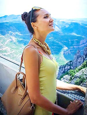 Kind lady Vasilina from Vladivostok (Russia), 45 yo, hair color brown-haired