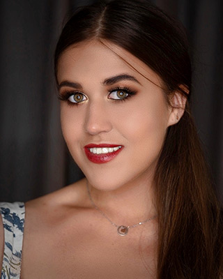 Curious wife Mariya from Lvov (Ukraine), 25 yo, hair color chestnut