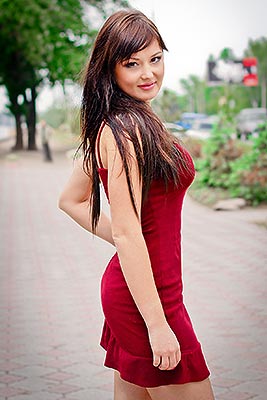Cheerful woman Elena from Zaporozhye (Ukraine), 44 yo, hair color chestnut
