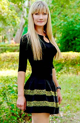 Changeable lady Yuliya from Zaporozhye (Ukraine), 44 yo, hair color blonde