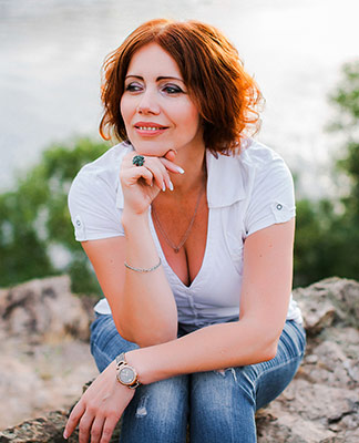 Active woman Oksana from Zaporozhye (Ukraine), 52 yo, hair color brown