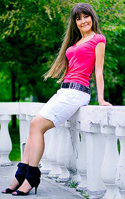 Tenderhearted woman Yuliya from Zaporozhye (Ukraine), 39 yo, hair color brunette