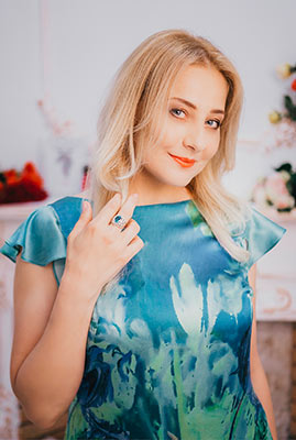 Dynamic bride Tat'yana from Zaporozhye (Ukraine), 48 yo, hair color blonde