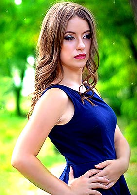 Comfort girl Irina from Zaporozhye (Ukraine), 27 yo, hair color dark brown
