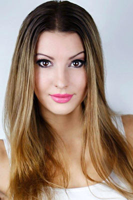 Capable lady Viktoriya from Zaporozhye (Ukraine), 41 yo, hair color brown-haired