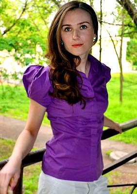 Calm woman Aleksandra from Zaporozhye (Ukraine), 38 yo, hair color brown-haired