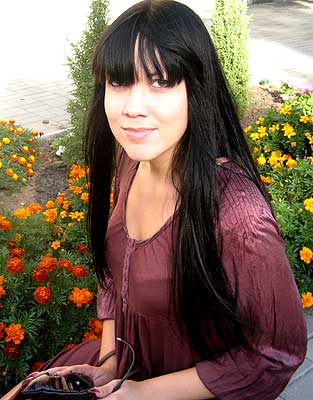 Modern lady Ol'ga from Zaporozhye (Ukraine), 31 yo, hair color brunette
