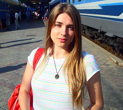 Intelligent girl Diana from Zaporozhye (Ukraine), 35 yo, hair color brown