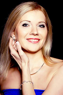 Kind lady Anna from Zaporozhye (Ukraine), 40 yo, hair color brown