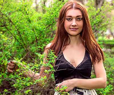 Tender woman Dar'ya from Zaporozhye (Ukraine), 42 yo, hair color brown