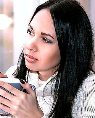 Positive bride Antonina from Kiev (Ukraine), 39 yo, hair color black