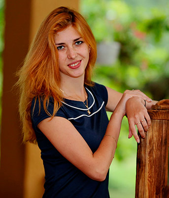 Emotional lady Dar'ya from Kiev (Ukraine), 29 yo, hair color blonde