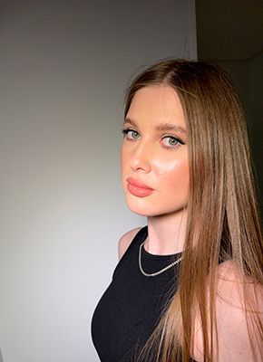 Interested bride Dar'ya from Zaporozhye (Ukraine), 22 yo, hair color brown
