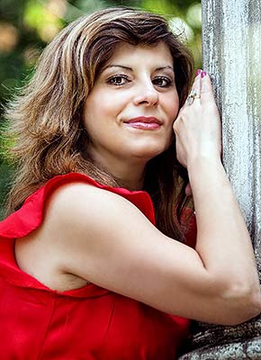 Genuine woman Marina from Zaporozhye (Ukraine), 49 yo, hair color chestnut