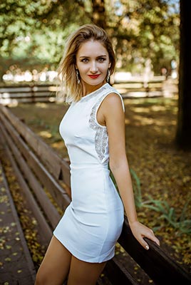 Wild bride Natal'ya from Zaporozhye (Ukraine), 43 yo, hair color blonde