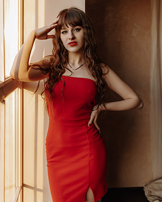 Cheery lady Adelina from Zaporozhye (Ukraine), 21 yo, hair color brown