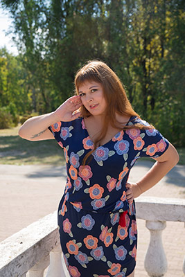 Open bride Viktoriya from Zaporozhye (Ukraine), 36 yo, hair color brown-haired