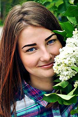 Successful lady Ekaterina from Zaporozhye (Ukraine), 30 yo, hair color dark brown
