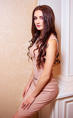 Sincerely girl Katerina from Zaporozhye (Ukraine), 25 yo, hair color brown-haired