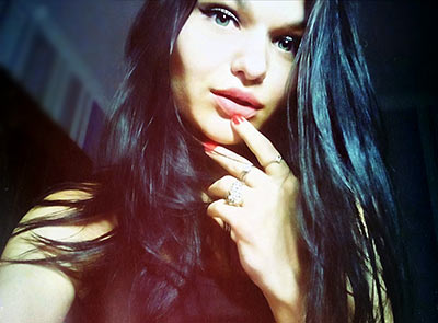 Affectionate girl Elena from Zaporozhye (Ukraine), 27 yo, hair color black